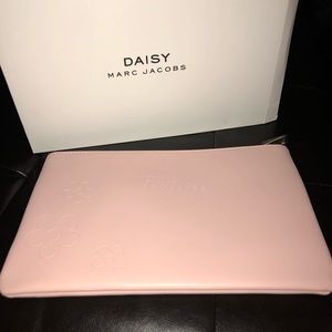 Daisy Marc Jacobs Clutch